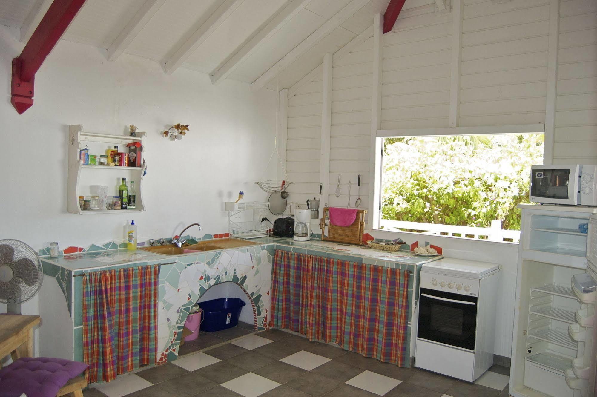 Gites Mosaiques Sainte-Rose Bagian luar foto